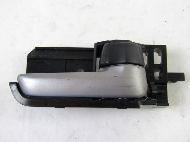 NOTRANJA KLJUKA  OEM N. 93195906 ORIGINAL REZERVNI DEL OPEL AGILA B H08 (2008 - 2015)BENZINA LETNIK 2009