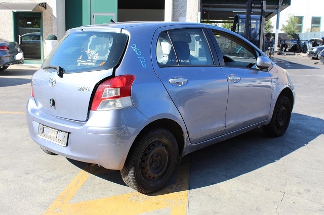 TOYOTA YARIS 1.0 B 51KW 5M 5P (2010) RICAMBI IN MAGAZZINO