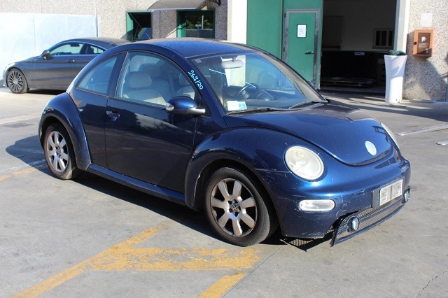 VOLKSWAGEN NEW BEETLE 1.9 D 74KW 5M 3P (2003) RICAMBI IN MAGAZZINO