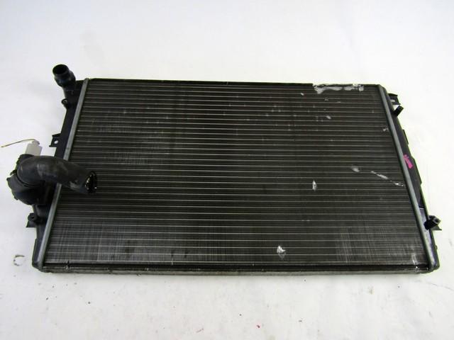 RADIATOR VODE OEM N. 1K0121253AA ORIGINAL REZERVNI DEL VOLKSWAGEN GOLF V 1K1 1K5 MK5 BER/SW (02/2004-11/2008) DIESEL LETNIK 2007