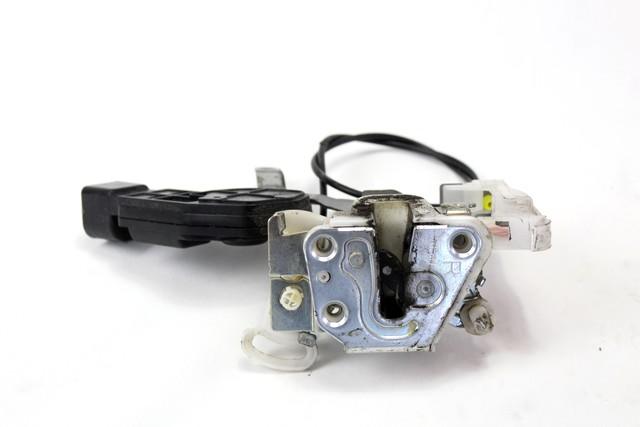 CENTRALNI ZAKLEP SPREDNJIH VRAT  OEM N. 693100H030 ORIGINAL REZERVNI DEL TOYOTA AYGO B1 R (2009 - 02/2012) BENZINA LETNIK 2011