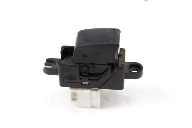 STIKALO SPREDNJIH DESNIH SIP OEM N. 254110V000 ORIGINAL REZERVNI DEL NISSAN X-TRAIL T30 (2001 - 08/2007) DIESEL LETNIK 2004