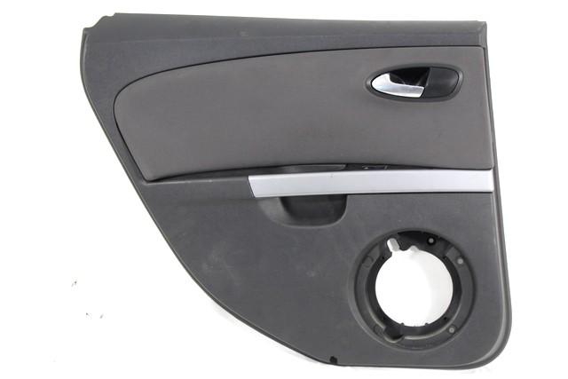 VRATNI PANEL OEM N. PNPSTSTLEON1P1MK2BR5P ORIGINAL REZERVNI DEL SEAT LEON 1P1 MK2 (2005 - 2012) DIESEL LETNIK 2010