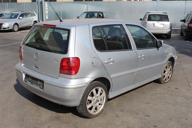 VOLKSWAGEN POLO 1.4 55KW 5P D 5M (2000) RICAMBI IN MAGAZZINO