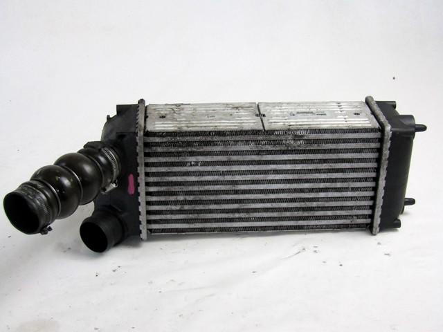 HLADILNIK INTERCOOLER OEM N. 9648551880 ORIGINAL REZERVNI DEL CITROEN C4 PICASSO/GRAND PICASSO MK1 (2006 - 08/2013) DIESEL LETNIK 2008