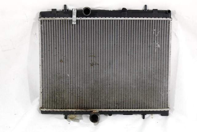 RADIATOR VODE OEM N. 1330W2 ORIGINAL REZERVNI DEL PEUGEOT 307 3A/B/C/E/H BER/SW/CABRIO (2001 - 2009) DIESEL LETNIK 2007