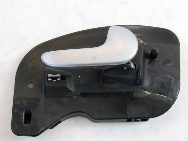 NOTRANJA KLJUKA  OEM N. 13110957 ORIGINAL REZERVNI DEL OPEL CORSA C X01 (10/2000 - 2004) DIESEL LETNIK 2002