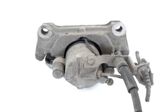 SPREDNJE DESNE ZAVORNE CELJUSTI  OEM N. 8E0615124A ORIGINAL REZERVNI DEL AUDI A4 B6 8E2 8E5 BER/SW (2001 - 2005) DIESEL LETNIK 2003