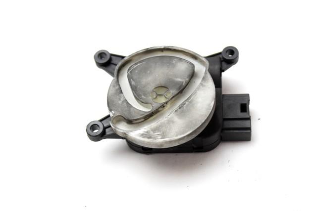 MOTORCEK OGREVANJA OEM N. 8E1820511C ORIGINAL REZERVNI DEL AUDI A4 B6 8E2 8E5 BER/SW (2001 - 2005) DIESEL LETNIK 2003