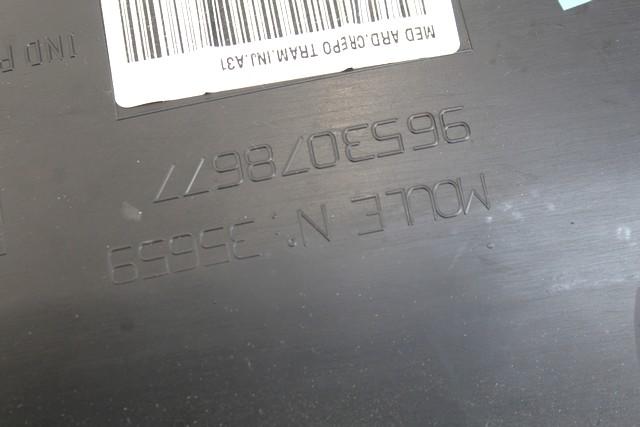 VRATNI PANEL OEM N. PNPDTCTC3MK1RBR5P ORIGINAL REZERVNI DEL CITROEN C3 / PLURIEL MK1R (09/2005 - 11/2010) BENZINA/METANO LETNIK 2009