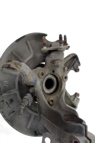 VRTLJIVI LEZAJ DESNO / PESTO KOLESA Z LEZAJEM SPREDAJ OEM N. 1K0407256T ORIGINAL REZERVNI DEL SEAT LEON 1P1 MK2 (2005 - 2012) DIESEL LETNIK 2007