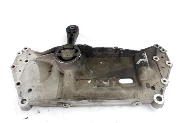 SPREDNJA OS/NOSILEC MOTORJA OEM N. 1K0199369G ORIGINAL REZERVNI DEL SEAT LEON 1P1 MK2 (2005 - 2012) DIESEL LETNIK 2007