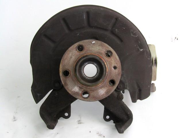 VRTLJIVI LEZAJ DESNO / PESTO KOLESA Z LEZAJEM SPREDAJ OEM N. 6Q0407256S ORIGINAL REZERVNI DEL SEAT IBIZA 6L1 MK3 (01/2002 - 01/2006) BENZINA LETNIK 2003