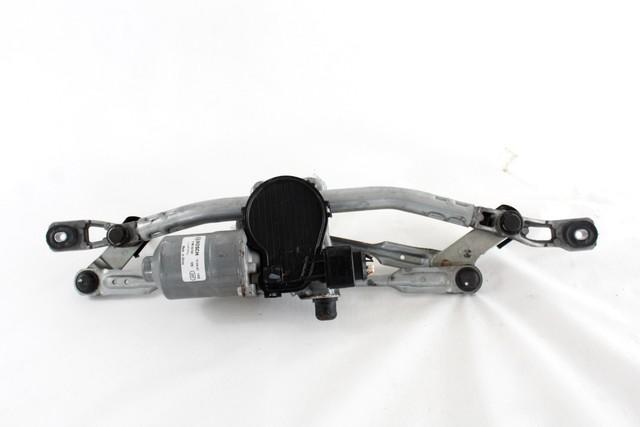 MOTORCEK PREDNJIH BRISALCEV OEM N. 51937612 ORIGINAL REZERVNI DEL FIAT 500X 334 (DAL 2014)DIESEL LETNIK 2015