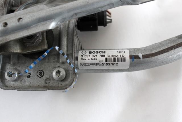 MOTORCEK PREDNJIH BRISALCEV OEM N. 51937612 ORIGINAL REZERVNI DEL FIAT 500X 334 (DAL 2014)DIESEL LETNIK 2015