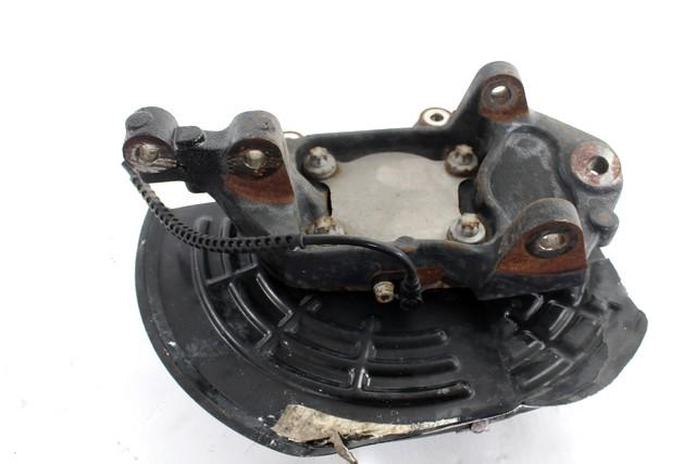 ZADNJI LEVI NOSILEC KOLES/PESTO OEM N. 51942805 ORIGINAL REZERVNI DEL FIAT 500X 334 (DAL 2014)DIESEL LETNIK 2015