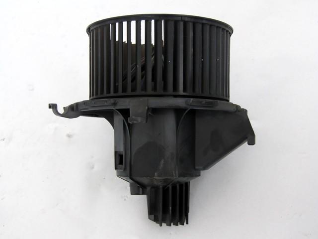 VENTILATOR  KABINE  OEM N. 13214734 ORIGINAL REZERVNI DEL OPEL ZAFIRA B A05 M75 R (04/2008 - 2011) BENZINA/METANO LETNIK 2011