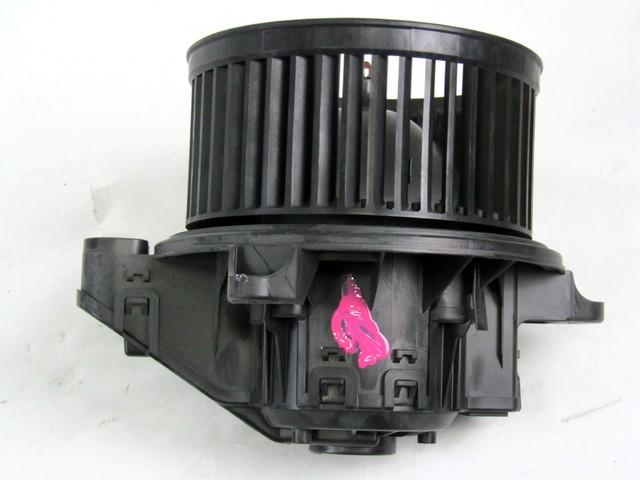 VENTILATOR  KABINE  OEM N. BK2T-18456-AC ORIGINAL REZERVNI DEL FORD TRANSIT CUSTOM MK8 (DAL 2013)DIESEL LETNIK 2016