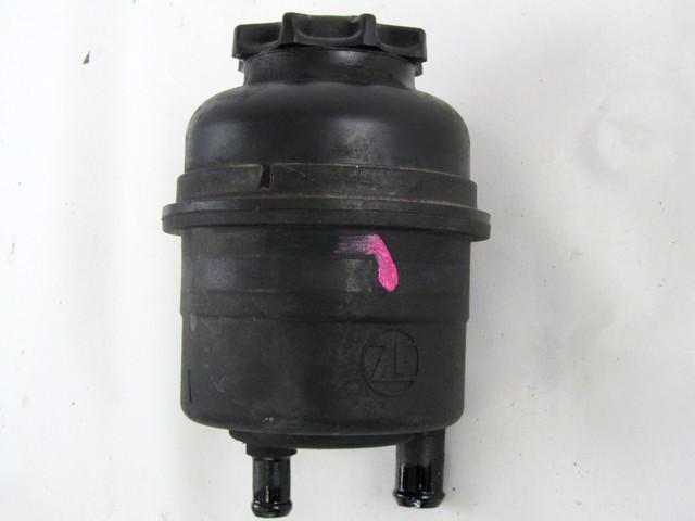 REZERVOAR CRPALKA  SERVO VOLAN OEM N. A6384600083 ORIGINAL REZERVNI DEL MERCEDES CLASSE V / VITO W638 (01/1999 - 12/2003) DIESEL LETNIK 2002