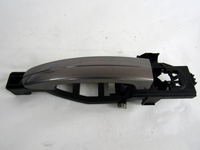 ZUNANJA KLJUKA SPREDNJA LEVA VRATA OEM N. 1738727 ORIGINAL REZERVNI DEL FORD CMAX GRAND CMAX MK2 DXA-CB7 DXA-CEU (2010 - 03/2015) DIESEL LETNIK 2012