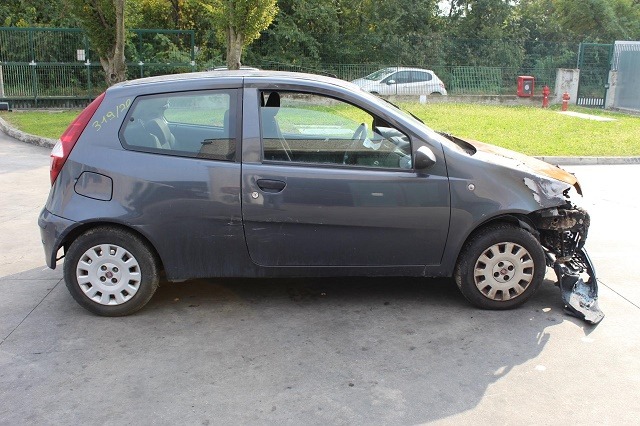 FIAT PUNTO 1.2 44KW 3P B/GPL 5M (2010) RICAMBI IN MAGAZZINO