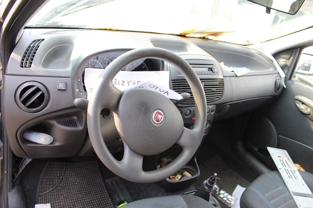 FIAT PUNTO 1.2 44KW 3P B/GPL 5M (2010) RICAMBI IN MAGAZZINO