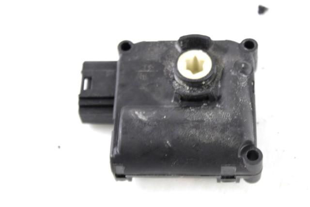 MOTORCEK OGREVANJA OEM N. 4F0820511B ORIGINAL REZERVNI DEL AUDI A8 MK2 D3/4E (2002 - 2009)BENZINA LETNIK 2005