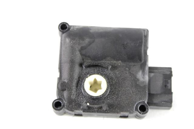 MOTORCEK OGREVANJA OEM N. 4F0820511B ORIGINAL REZERVNI DEL AUDI A8 MK2 D3/4E (2002 - 2009)BENZINA LETNIK 2005