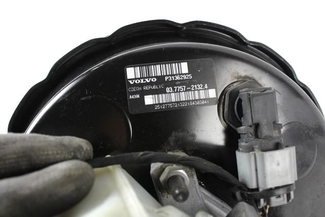 SERVO OJACEVALNIK ZAVOR S PUMPO OEM N. 31362925 ORIGINAL REZERVNI DEL VOLVO V40 MK1 525 526 (2012 - 2016)DIESEL LETNIK 2014