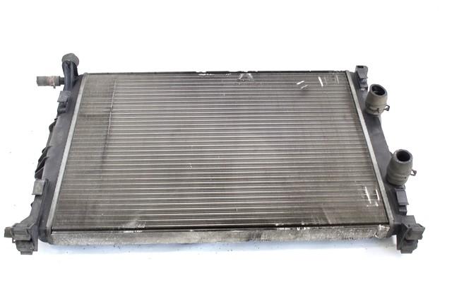 RADIATOR VODE OEM N. 8200115542 ORIGINAL REZERVNI DEL RENAULT SCENIC/GRAND SCENIC JM0/1 MK2 (2003 - 2009) DIESEL LETNIK 2005