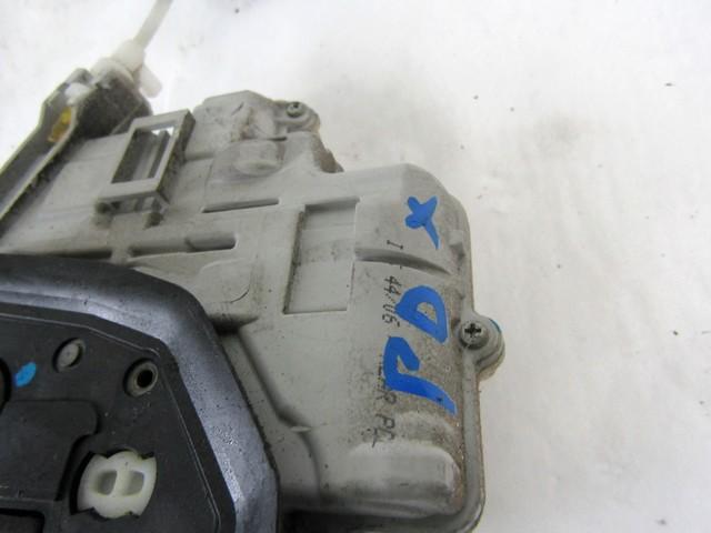 CENTRALNO ZAKLEPANJE ZADNJIH DESNIH VRAT OEM N. 3C4839016C ORIGINAL REZERVNI DEL AUDI Q7 4L (2005 - 2015) DIESEL LETNIK 2007