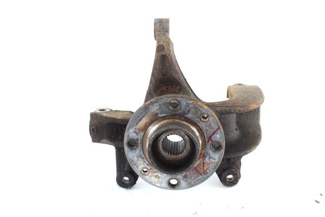 VRTLJIVI LEZAJ DESNO / PESTO KOLESA Z LEZAJEM SPREDAJ OEM N. 8200297033 ORIGINAL REZERVNI DEL RENAULT SCENIC/GRAND SCENIC JM0/1 MK2 (2003 - 2009) DIESEL LETNIK 2005