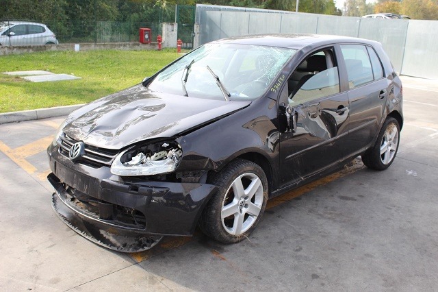 VOLKSWAGEN GOLF 5 1.9 D 77KW 5M 5P (2004) RICAMBI IN MAGAZZINO