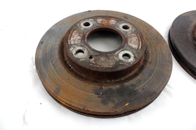 SPREDNJI ZAVORNI DISKI OEM N. 1679853 ORIGINAL REZERVNI DEL FORD FIESTA CB1 CNN MK6 (09/2008 - 11/2012) DIESEL LETNIK 2008