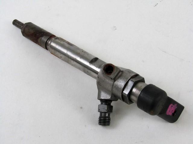 INJEKTORJI DIESEL OEM N. 8200294788 ORIGINAL REZERVNI DEL NISSAN QASHQAI J10C (2006 - 2010) DIESEL LETNIK 2008