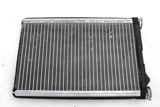 GRELEC RADIATORJA OEM N. 64119123506 ORIGINAL REZERVNI DEL BMW SERIE 1 BER/COUPE/CABRIO E81/E82/E87/E88 LCI R (2007 - 2013) DIESEL LETNIK 2012