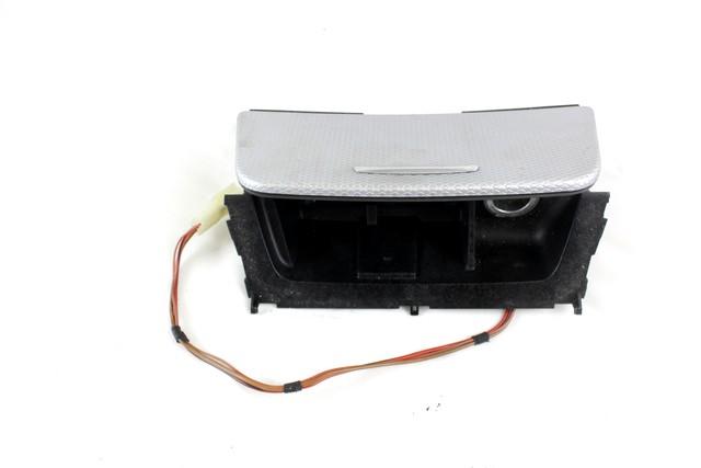 PEPELNIK / DRZALA ZA PIJACO OEM N. 7078571 ORIGINAL REZERVNI DEL BMW SERIE 1 BER/COUPE/CABRIO E81/E82/E87/E88 LCI R (2007 - 2013) DIESEL LETNIK 2012