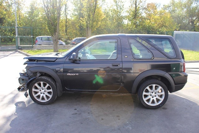 LAND ROVER FREELANDER 2.0 D 82KW 4X4 3P 5M (2004) RICAMBI IN MAGAZZINO