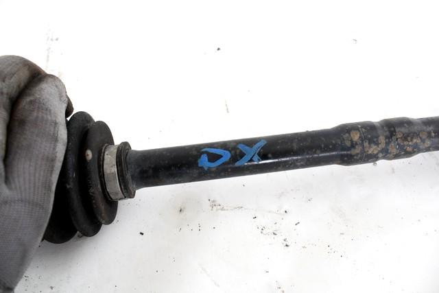 DESNA SPREDNJA POGONSKA GRED  OEM N. FD8025500B ORIGINAL REZERVNI DEL MAZDA 2 DE DH MK2 (2007 - 2014) BENZINA LETNIK 2009