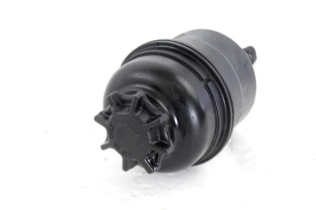 REZERVOAR CRPALKA  SERVO VOLAN OEM N. 32411097164 ORIGINAL REZERVNI DEL BMW SERIE 3 E46 BER/SW/COUPE/CABRIO (1998 - 2002) BENZINA LETNIK 2002