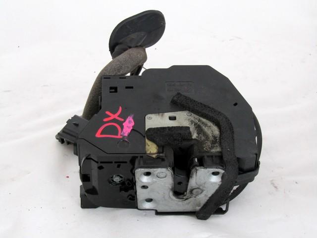 CENTRALNI ZAKLEP SPREDNJIH VRAT  OEM N. 805004945R ORIGINAL REZERVNI DEL RENAULT CLIO BH KH MK4 (2012 - 2019)DIESEL LETNIK 2013