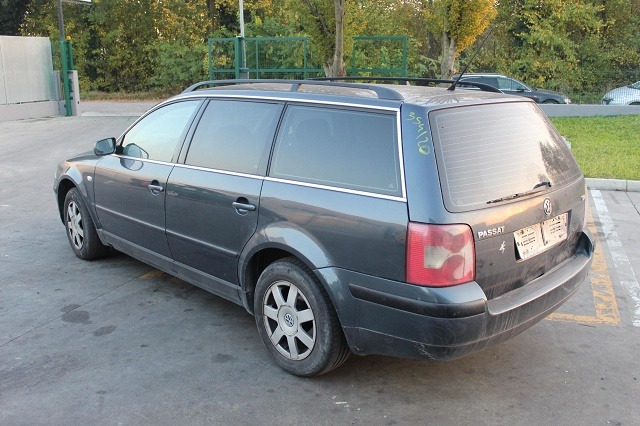 VOLKSWAGEN PASSAT SW 1.9 D 96KW 6M 5P (2003) RICAMBI IN MAGAZZINO