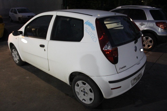 FIAT PUNTO 1.3 D 51KW 5M 3P (2005) RICAMBI IN MAGAZZINO