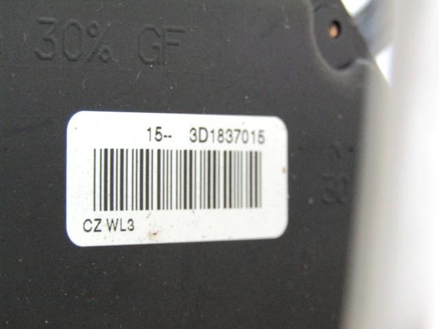 CENTRALNO ZAKLEPANJE PREDNIH LEVIH VRAT OEM N. 3D1837015 ORIGINAL REZERVNI DEL VOLKSWAGEN GOLF V 1K1 1K5 MK5 BER/SW (02/2004-11/2008) DIESEL LETNIK 2006