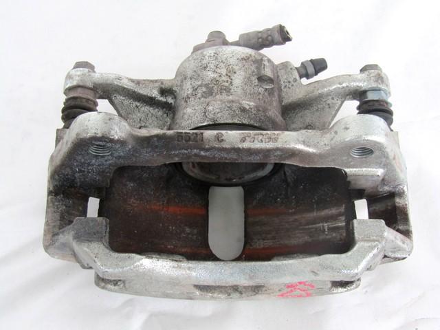 SPREDNJE DESNE ZAVORNE CELJUSTI  OEM N. 5G0615124E  ORIGINAL REZERVNI DEL VOLKSWAGEN GOLF VII 5G1 BQ1 BE1 BE2 BA5 BV5 MK7 (2012 - 2017)DIESEL LETNIK 2015