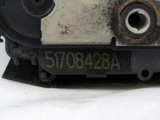 CENTRALNI ZAKLEP SPREDNJIH VRAT  OEM N. 51708428 ORIGINAL REZERVNI DEL FIAT CROMA 194 MK2 (2005 - 10/2007)  DIESEL LETNIK 2006