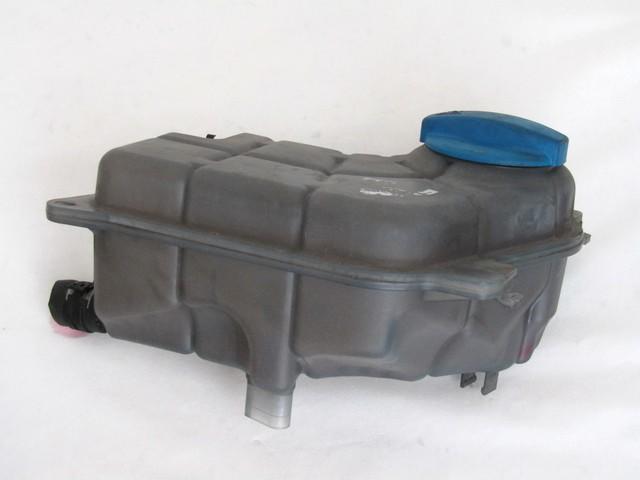 HLADILNA VODA ZA RADIJATORJE OEM N. 8E0121403 ORIGINAL REZERVNI DEL AUDI A4 B6 8E2 8E5 BER/SW (2001 - 2005) DIESEL LETNIK 2001