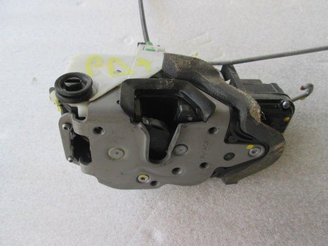 CENTRALNO ZAKLEPANJE ZADNJIH DESNIH VRAT OEM N. 3023880RH ORIGINAL REZERVNI DEL OPEL ASTRA J P10 5P/3P/SW (2010 - 2015) DIESEL LETNIK 2010