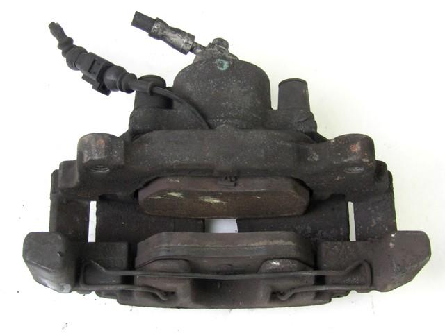 SPREDNJE LEVE ZAVORNE CELJUSTI  OEM N. 1K0615123E ORIGINAL REZERVNI DEL AUDI A3 MK2 8P 8PA 8P1 (2003 - 2008)DIESEL LETNIK 2004