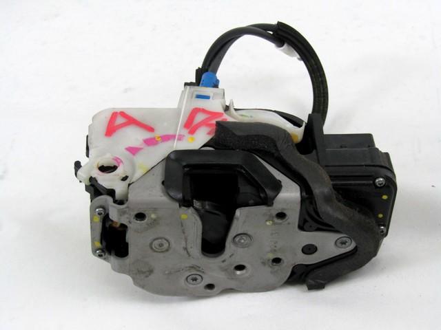 CENTRALNI ZAKLEP SPREDNJIH VRAT  OEM N. 13579523 ORIGINAL REZERVNI DEL OPEL ASTRA J P10 5P/3P/SW (2010 - 2015) DIESEL LETNIK 2010